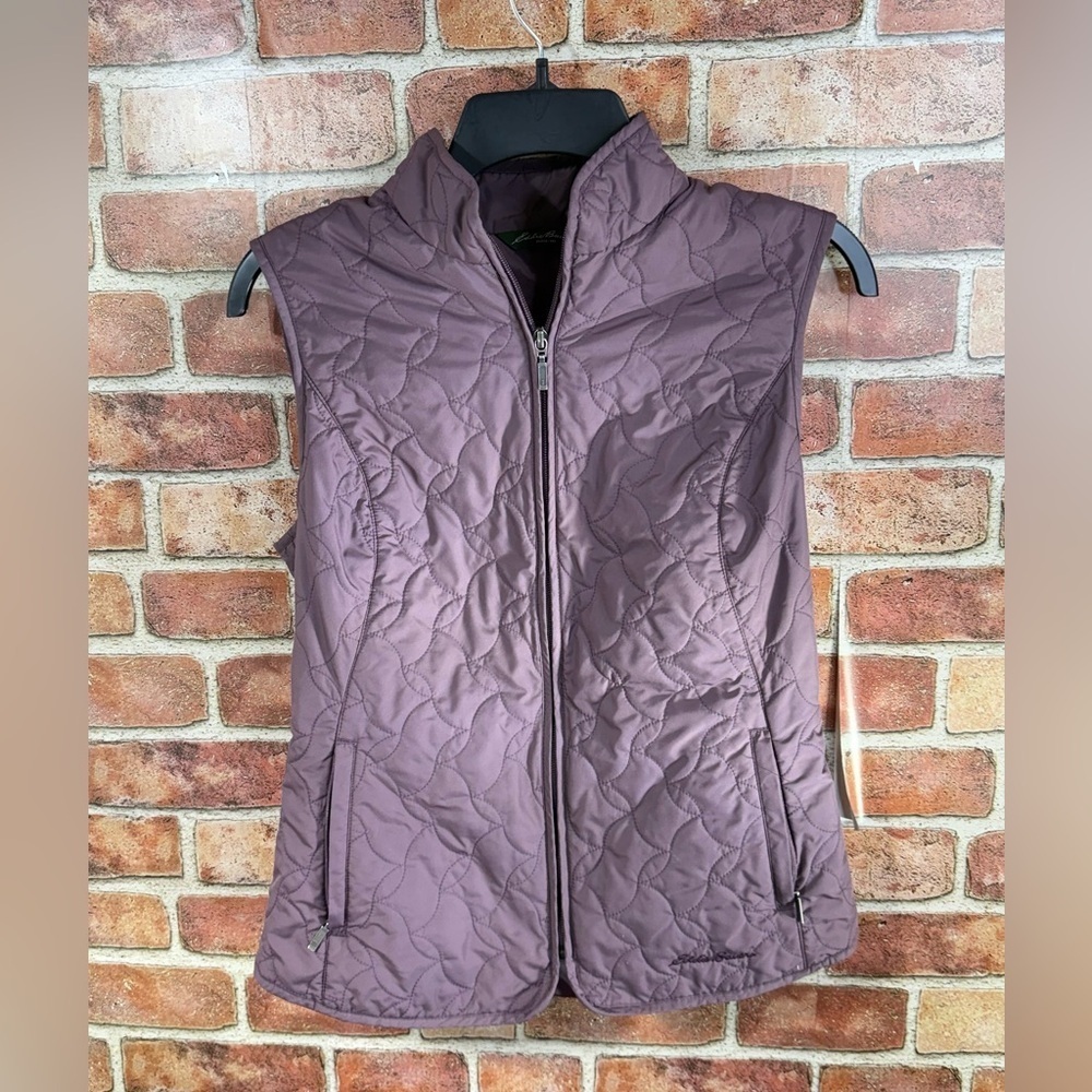 Quilted outdoor fall layering staple capsule Vest - Plum